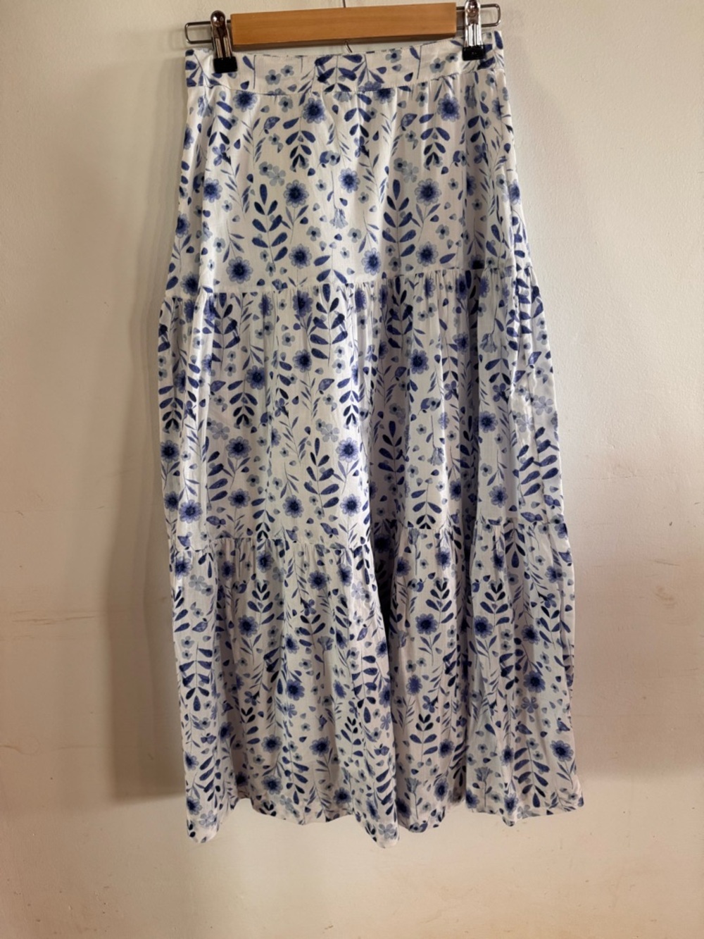 Gap Women’s 0 Tiered Maxi Skirt Floral Summer Cotton Feminine